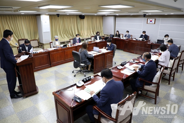 수원시의회 도시환경위원회, 소관부서 주요업무 추진실적 점검 나서